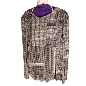 🎊3 FOR $10 DEX WOMENS S/P BLACK & WHITE PATTERNED SHIRT WITH SLITS IN SIDES